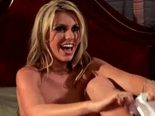 Alektra Blue and Courtney Cummz Engage in Intense Lesbian Action