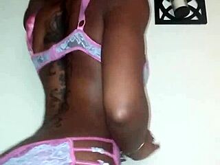 lola dances seductively on stage