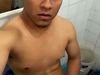 날 잘 자위시켜, 이 장난꾸러기 젊은 여자 18+, 날 세게 싸게 해