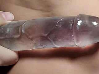 Bosan dan baru petik puki besarnya