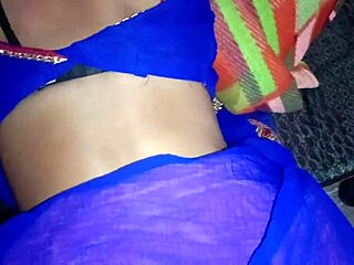 OMG, stepmother got seduced and banged by stepson, Hindi voice! 😍