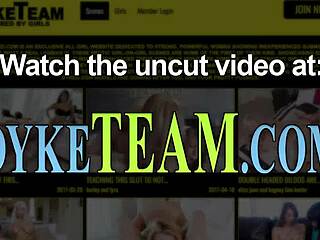 Intense Face Riding with Lesbian MILF