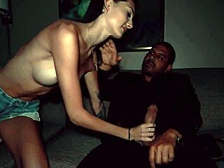 Hot 18+ Sophie Tyler Fucked by Stranger Teddy Tarantino! Cheap Motel Action?