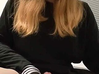 Transgirl Goes Wild with Fleshlight in Full Solo Video