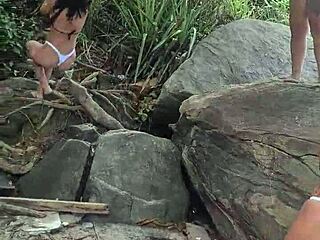 Peludinhas Fodendo Na Praia