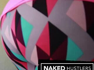 Big monster booty Kim Cruz bounces on big black dick! 🍑