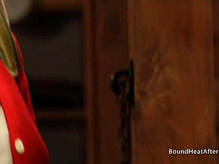 Big Ass Lesbian Slave Fingered By Dom Mistress