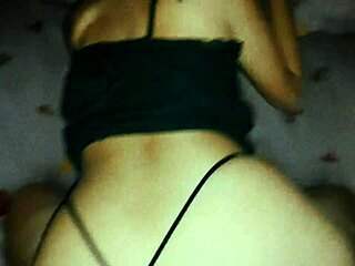 Friend cheats on boyfriend