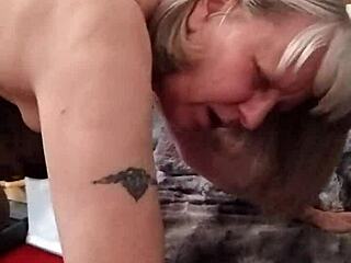 Homemade housewife anal assfucking orgasm sounds