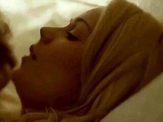 The best of laura vandervoort