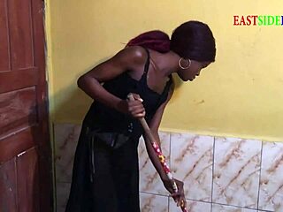 Ebony Chubby Hotel Cleaner Banged by Amateur BBC During Room Service