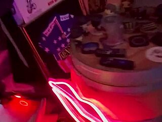 la dh xxx explores hollywood lifestyle with monster cock pov