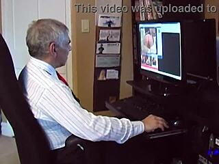 Hey, that dominatrix orabella is tying up tripod rough