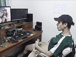 Quem nunca bateu uma vendo vídeo e se imaginou fudendo o ator pornô completo no red