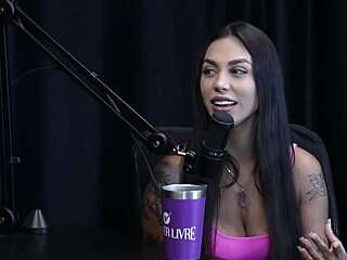 Bisexual Cuckolds Blow Women In Tantra Session!