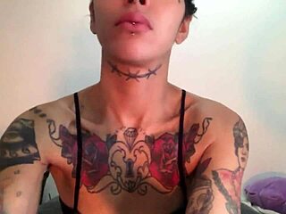 free webcam fetish show with sexy alt girl pinching nipples and using anal dildo