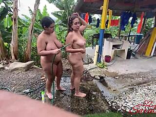 mi hijastra y yo nos desnudamos en la finca