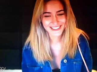 Blonde Webcam Girl Rubia on Chaturbate Session Two