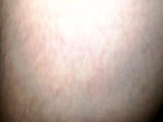 ベッドで巨根濡れマン激突き絶快楽