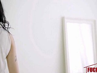 Hazel, rub my pussy real gentle now