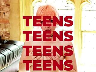 POV Your Girlfriend Sucks Cock for Christmas