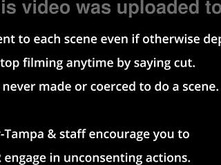 giggles shows off feet in sexy heels for fetish fans