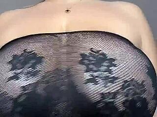 I Want to Sit on Your Face with Big Natural Saggy Tits