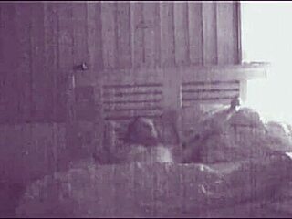 Amateur Couple’s Loud Lovemaking Fills the Room with Raw Passion