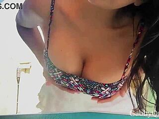 hey, wanna see this outdoor les rim a huge ass?