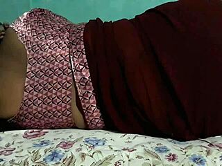 i can't resist sanjana aunty's ass in maroon saree as housewife