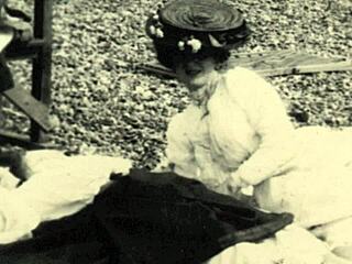 Pornostalgia Brings Back the Baker in Retro Hairy Scene