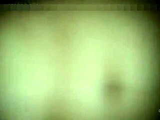 sexy indian lady with hot figure gets tight pussy pounded in home clip