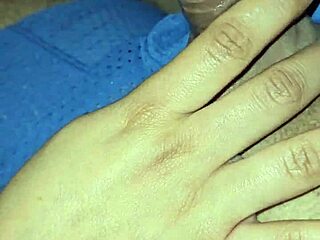 Mature woman gives oral, then takes it in the ass!