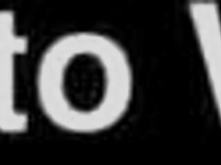 Stopy Giggles pełne piasku i brudu na plaży, ssanie paluszków petite 18+ fetysz 😘