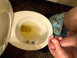 Hey, check out this big dick masturbation session