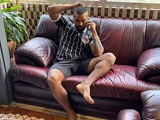 Boss passionately fucks beautiful maid for raise