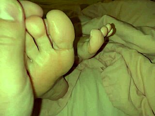 i asked the massager for close-up videos of my pussy and big nipples, but it turned out so hot