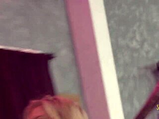 สาวสวยป่าๆ ในบิกินี แตกของแล้วเย็ดในกลุ่มเซ็กส์สุดเฟร็กกี้