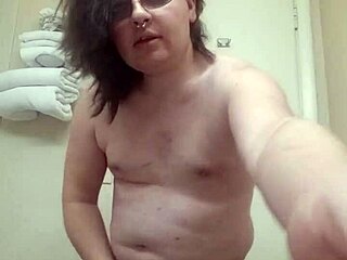 i love watching that tranny strip tease, ripping clothes and teasing in panties