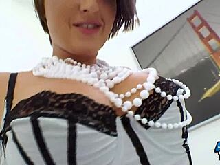 Valentine's Day anal: Philly John gives Kendra Star the best gift!