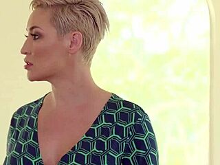 Milf massages lesbian with nuru gel intensely