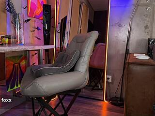 Izi Explores Balloon Fetish With Buttplug