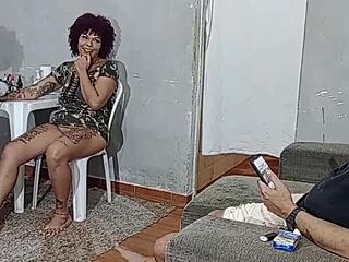 Nao Resisti Ao Tesao E Acabei Tomando E Leite Quente Pau Enquanto Era Tatuada