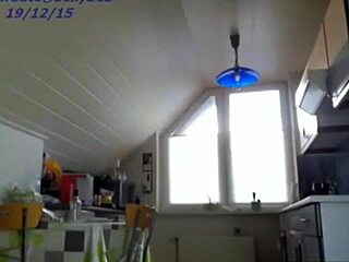 Amazing Big Ass Sexydea Flashing Cute Feet