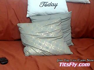 live dildo oral sex cam show