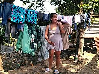 i give the pregnant woman a good fuck to calm her heat, she loves feeling my tongue in her wet pussy