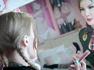 stretch holes for halloween