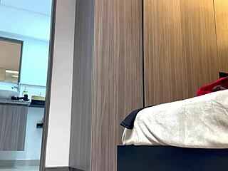 Spying on Unknown Latina's Big Tits and Ass in Tight Leggings!