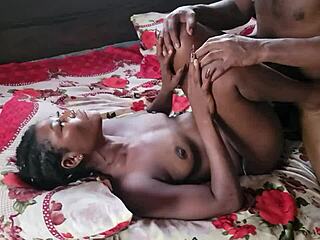 40 Years Old Virgin Struggling to Fuck First Time