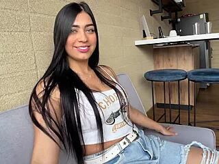 Bbw remaja 18+ 18+ blowjob berganda dan rimming lelaki tua